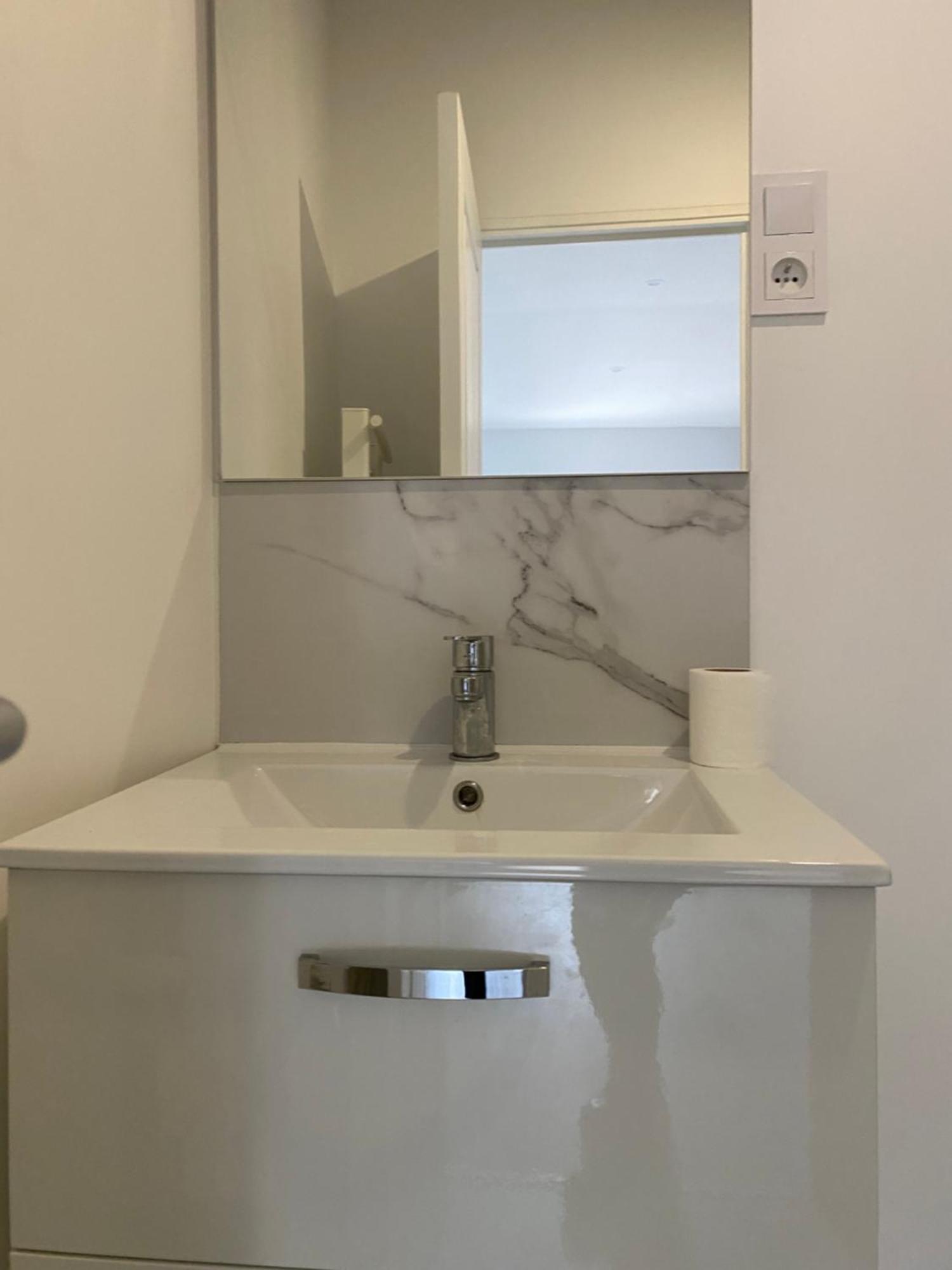 Charming Cosy In Town Centre Apartment